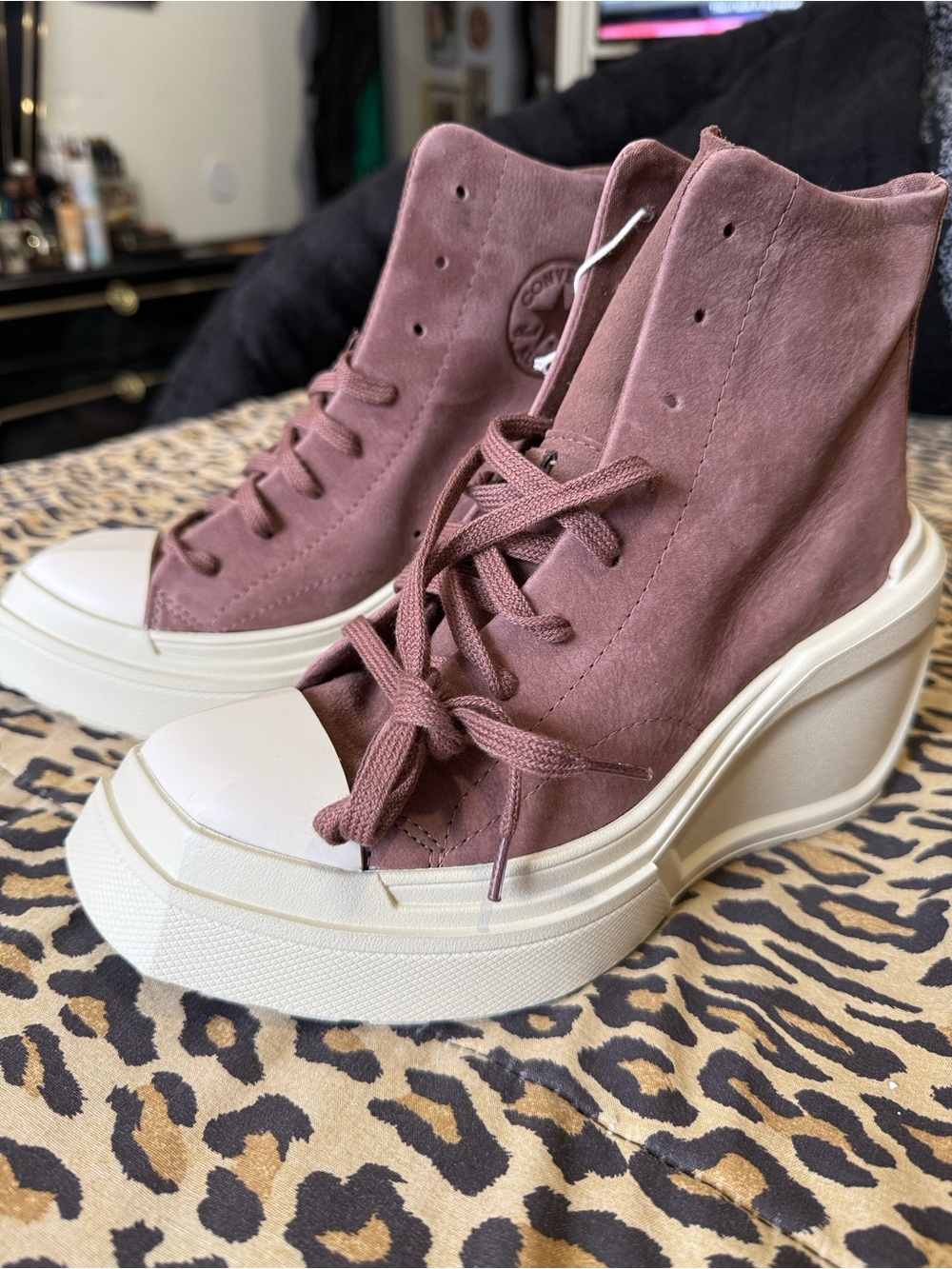 Converse Chuck 70 De Luxe Wedge RUNS BIG